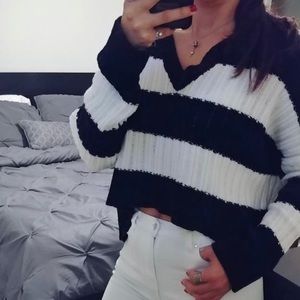 Sweater-black -white -new